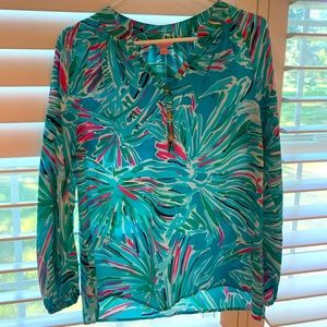 Lilly Pulitzer Elsa Silk blouse!! Great condition!